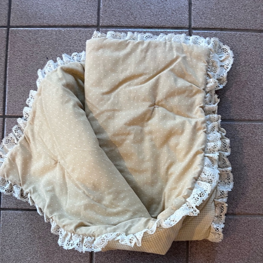 Cream Checkered Blanket with Lace Edge. Crib or Stroller size.